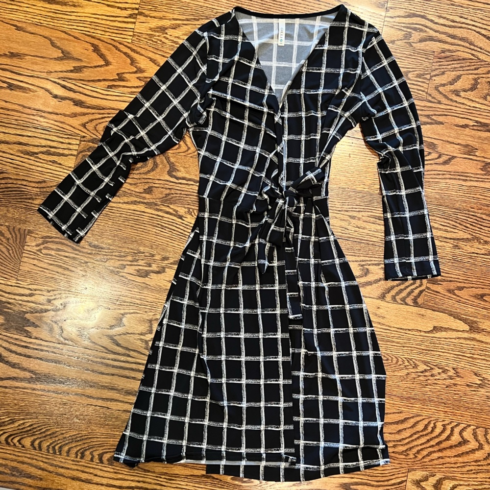 Gilli front tie dress